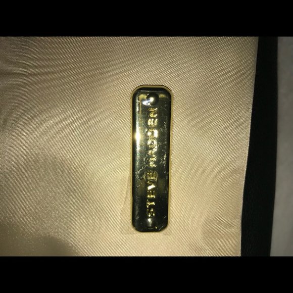BNWT Steve Madden golden with black leather and tan nylon backpack - Picture 5 of 6